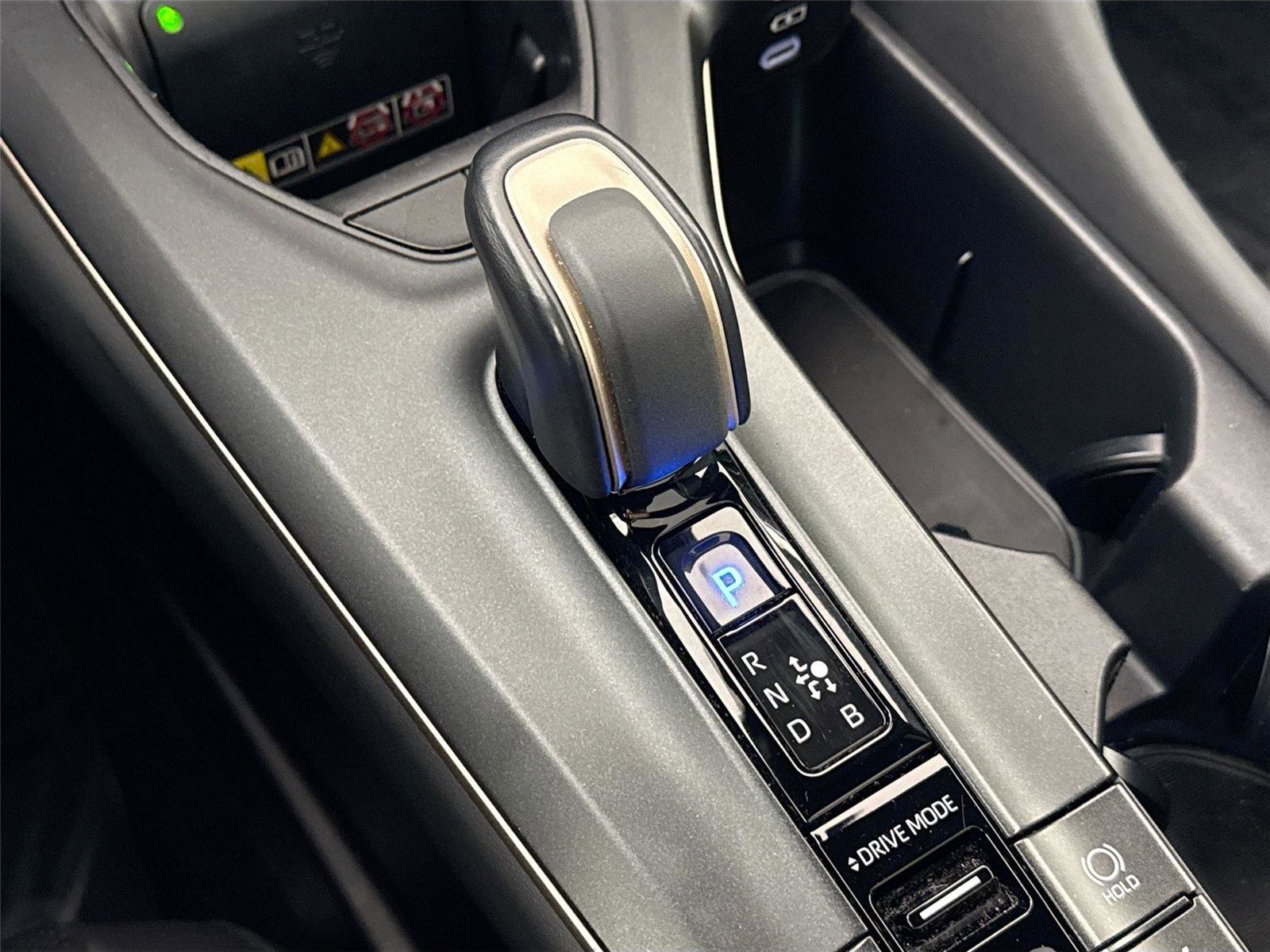 Certified 2023 Toyota Crown Limited image 28