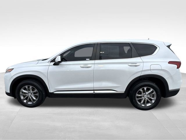 Used 2019 Hyundai Santa Fe SE image 2