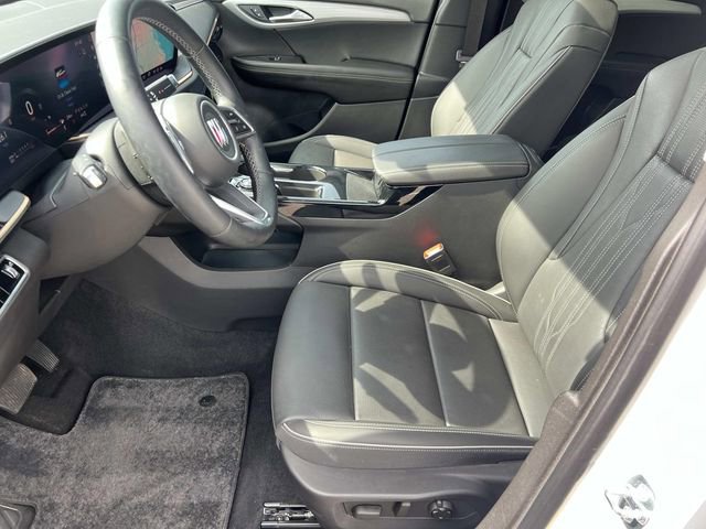 Used 2024 Buick Envision Avenir image 18