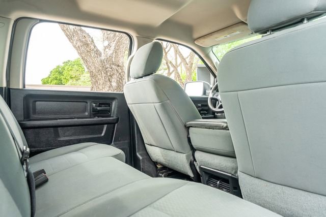 Used 2015 RAM 2500 Tradesman w/ Chrome Appearance Group AWD/4WD image 39