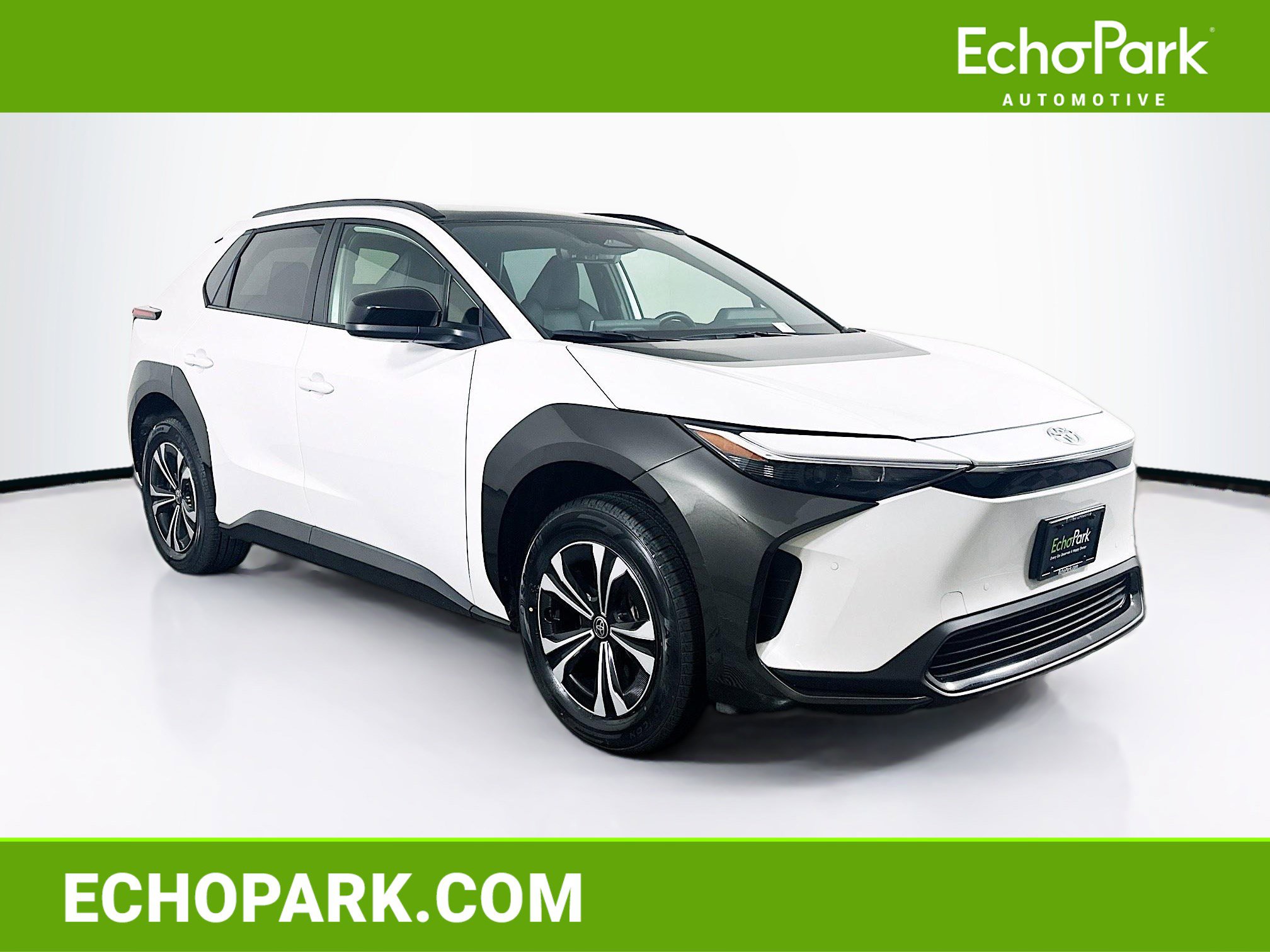 Used 2024 Toyota bZ4X XLE w/ Weather Package image 1