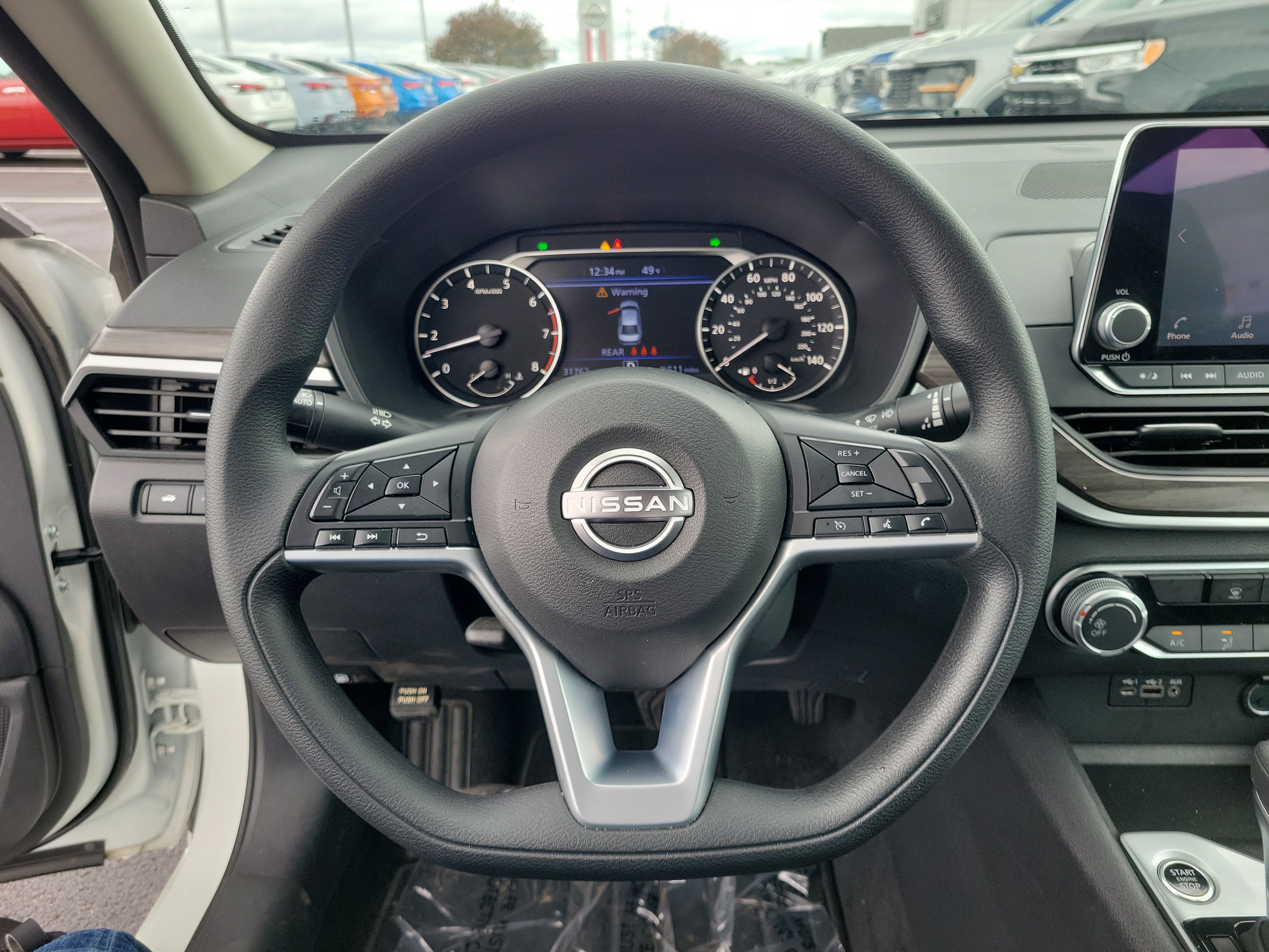 Used 2025 Nissan Altima 2.5 SV FWD image 21