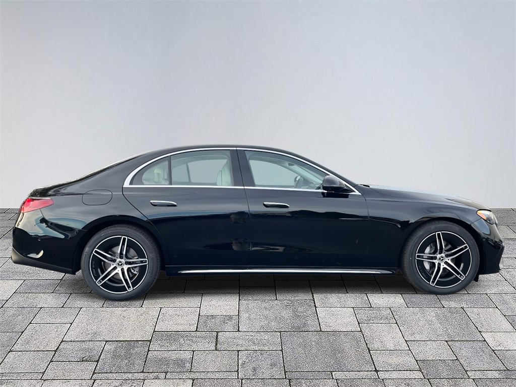 New 2026 Mercedes-Benz E 350 4MATIC Sedan image 8