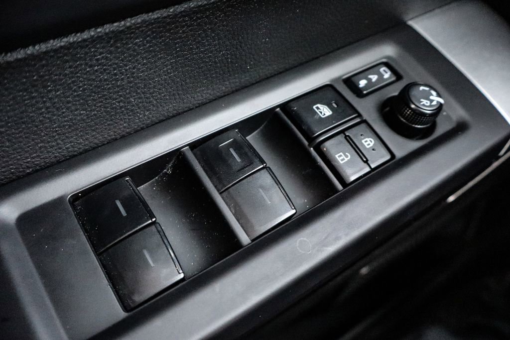 Used 2025 Toyota Tundra Platinum image 21