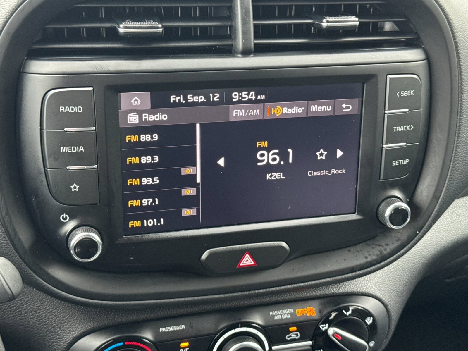 Used 2023 Kia Soul LX w/ Option Group 015 image 18