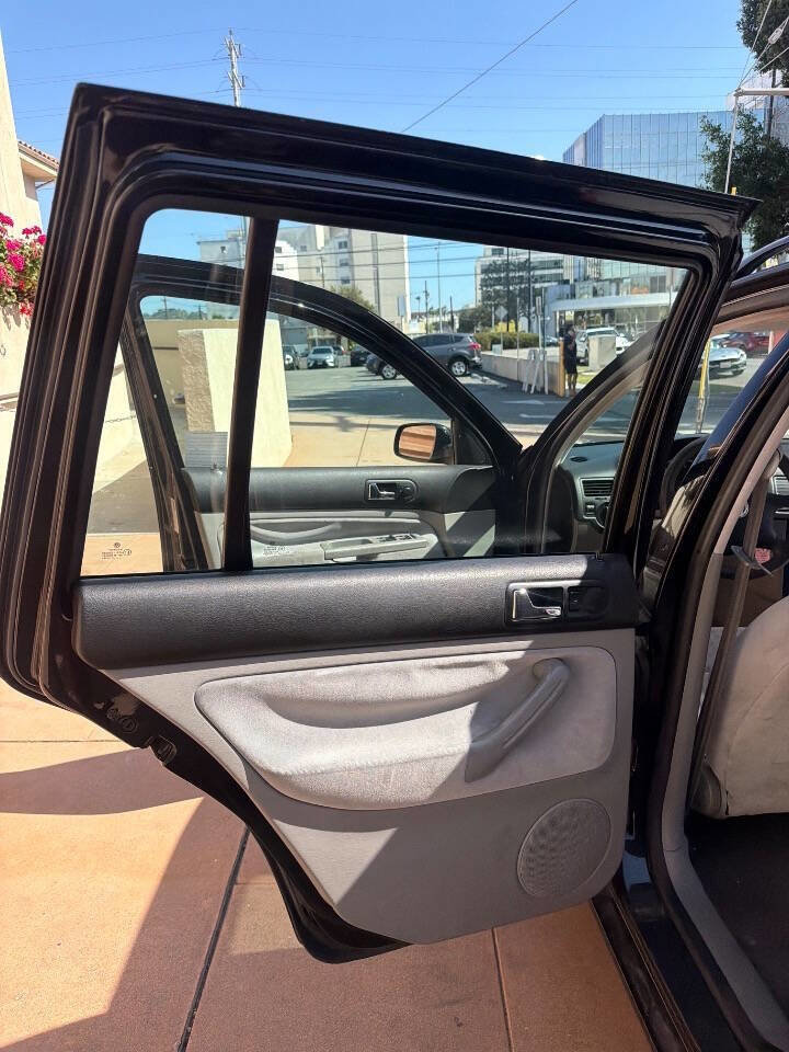 Used 2005 Volkswagen Jetta GLS image 28