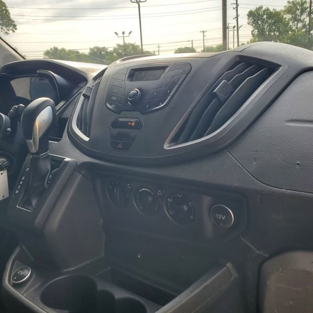 Used 2018 Ford Transit 250 130 Low Roof w/ Exterior Upgrade Package RWD image 39