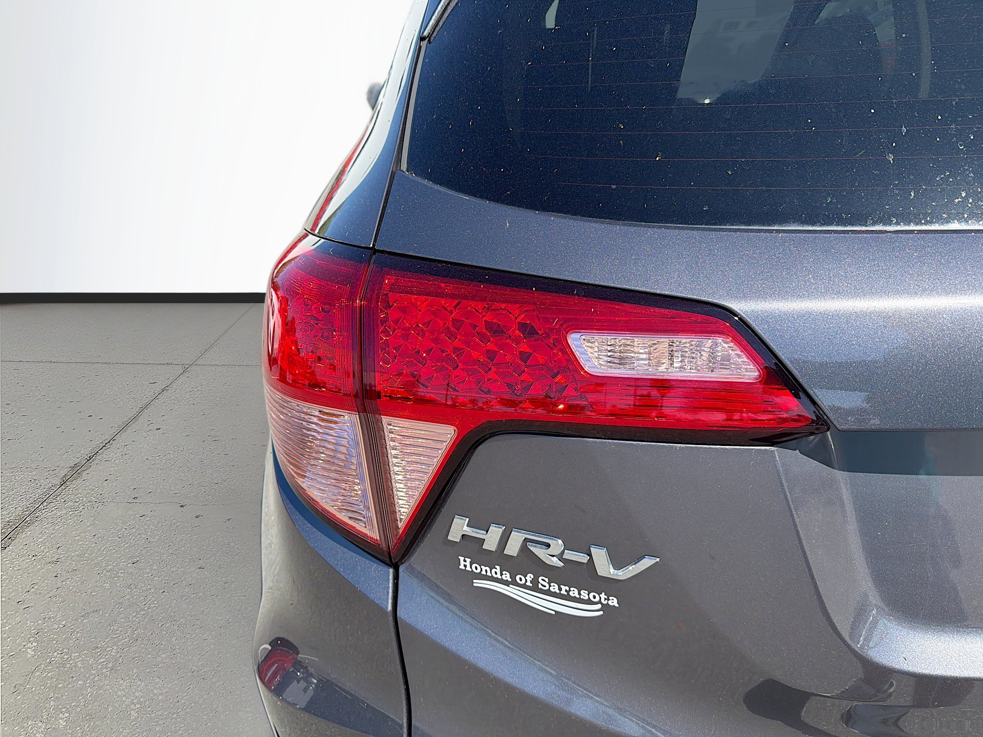 Used 2017 Honda HR-V EX image 11