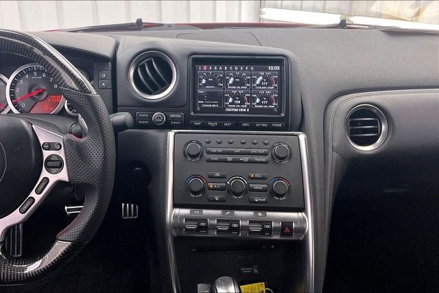 Used 2010 Nissan GT-R Premium AWD/4WD image 6
