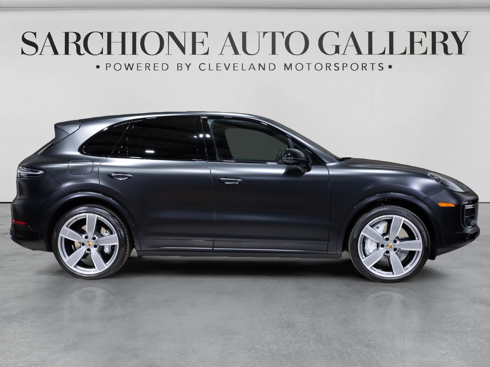 Used 2023 Porsche Cayenne Turbo AWD/4WD image 14