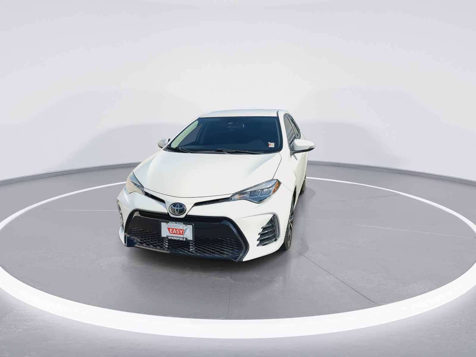 Certified 2019 Toyota Corolla SE FWD image 3