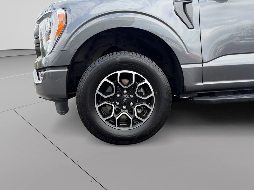 Used 2022 Ford F150 XLT w/ Equipment Group 302A High AWD/4WD image 9