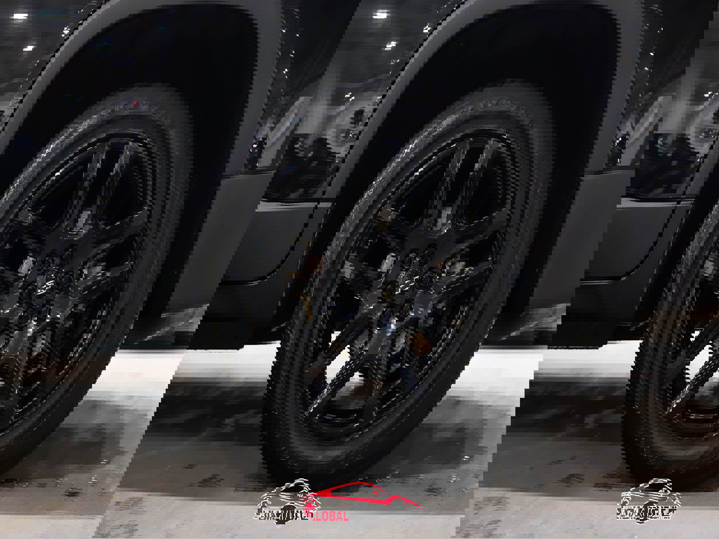 Used 2020 Chevrolet Traverse LT w/ Driver Confidence II Package image 12