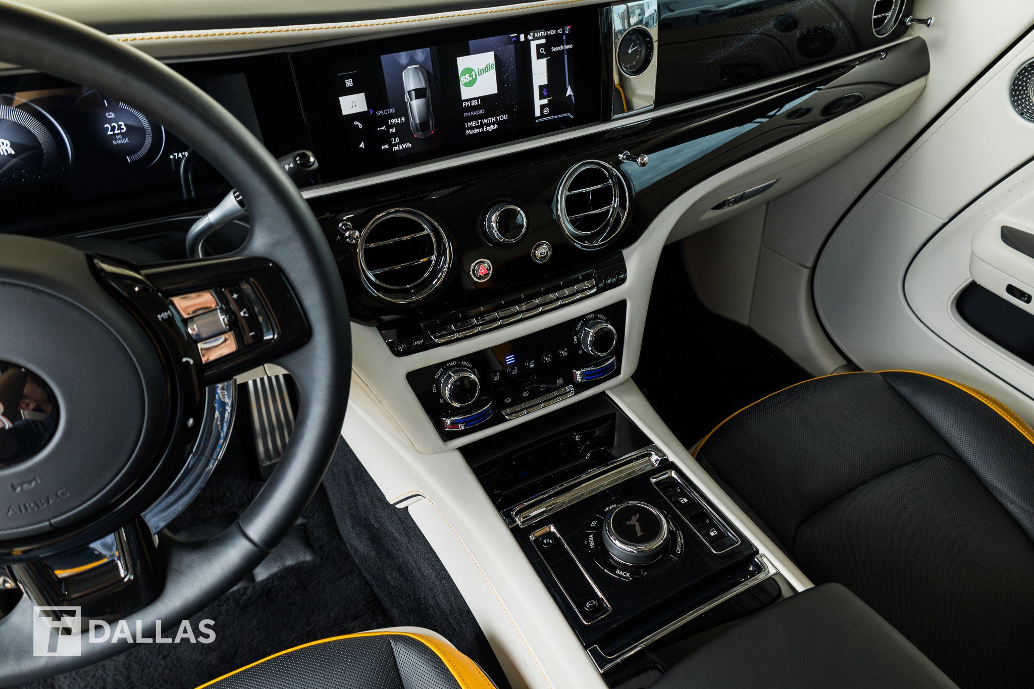 Used 2024 Rolls-Royce Spectre w/ Spectre Launch Package AWD/4WD image 29