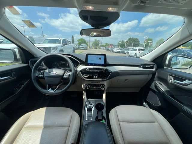 Used 2022 Ford Escape SEL w/ Class II Trailer Tow Package AWD/4WD image 19