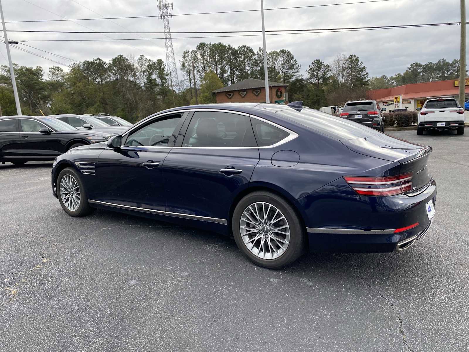 Used 2023 Genesis G80 2.5T image 8