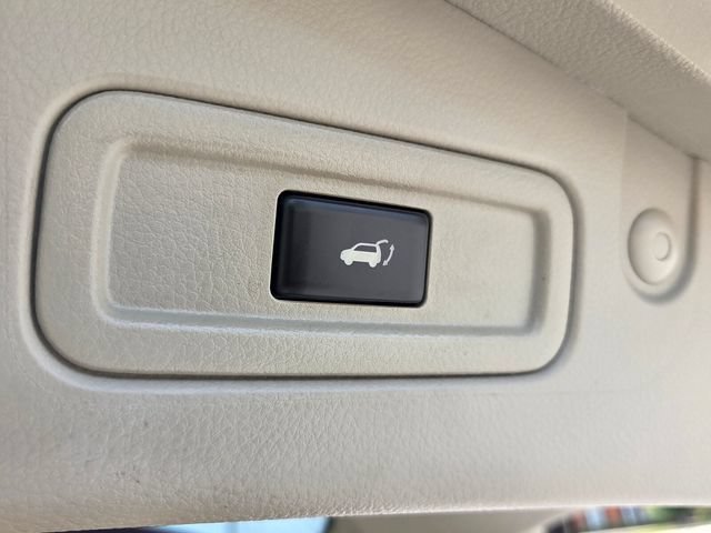Used 2012 Nissan Murano LE w/ Platinum Pkg FWD image 14