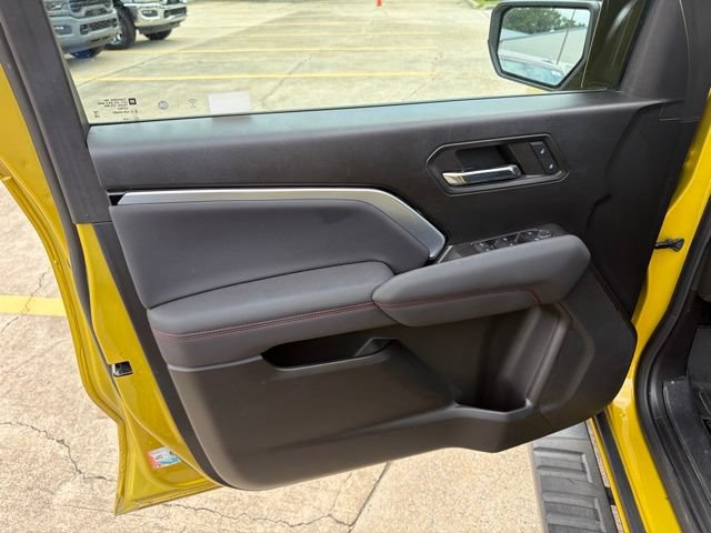Used 2023 Chevrolet Colorado Z71 AWD/4WD image 18