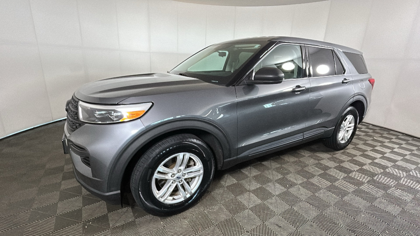 Used 2023 Ford Explorer 4WD image 7