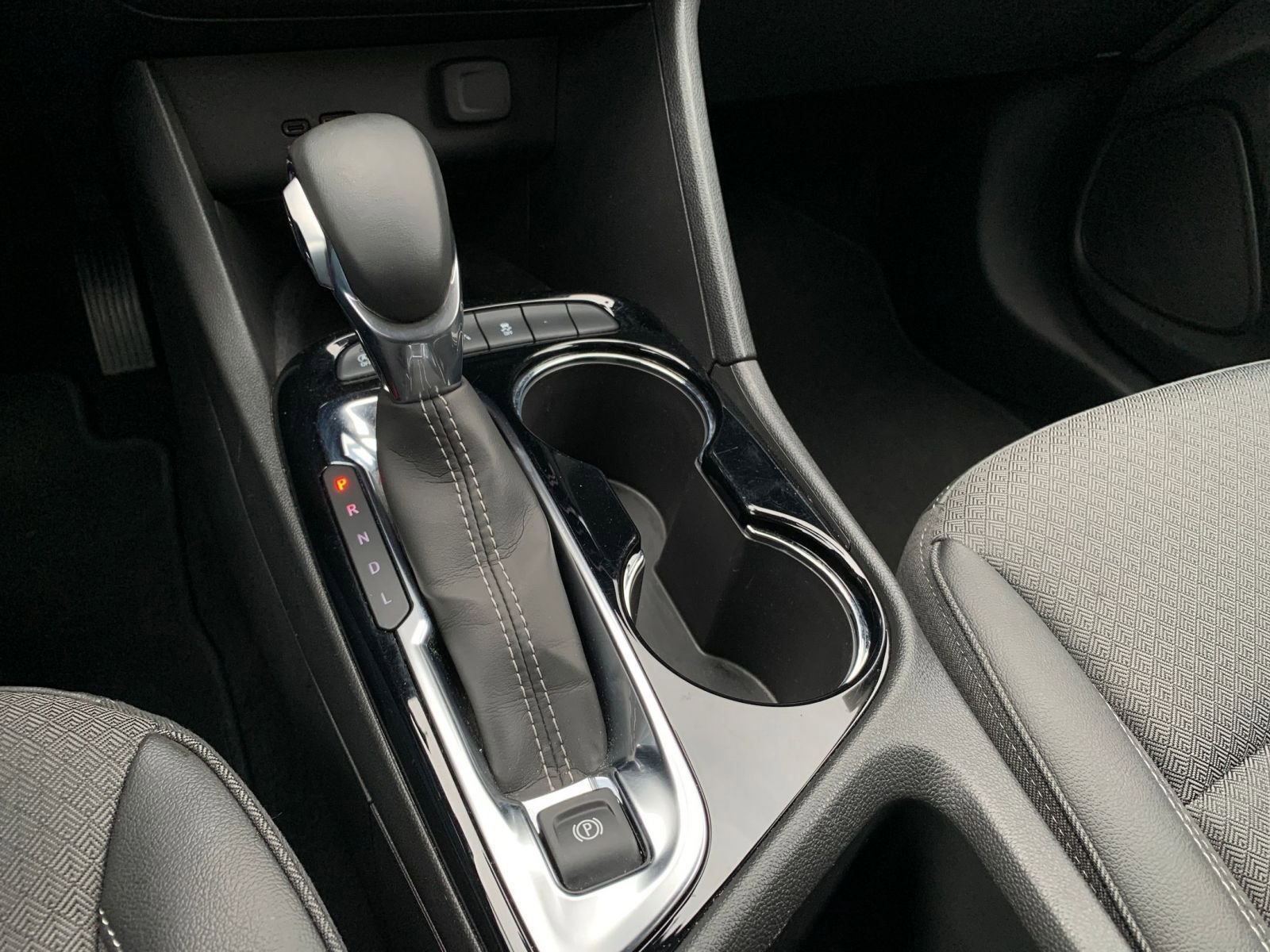 Used 2025 Buick Encore GX Preferred image 39