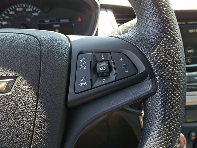 Used 2019 Chevrolet Trax LS w/ Tint and Cruise Package AWD/4WD image 22