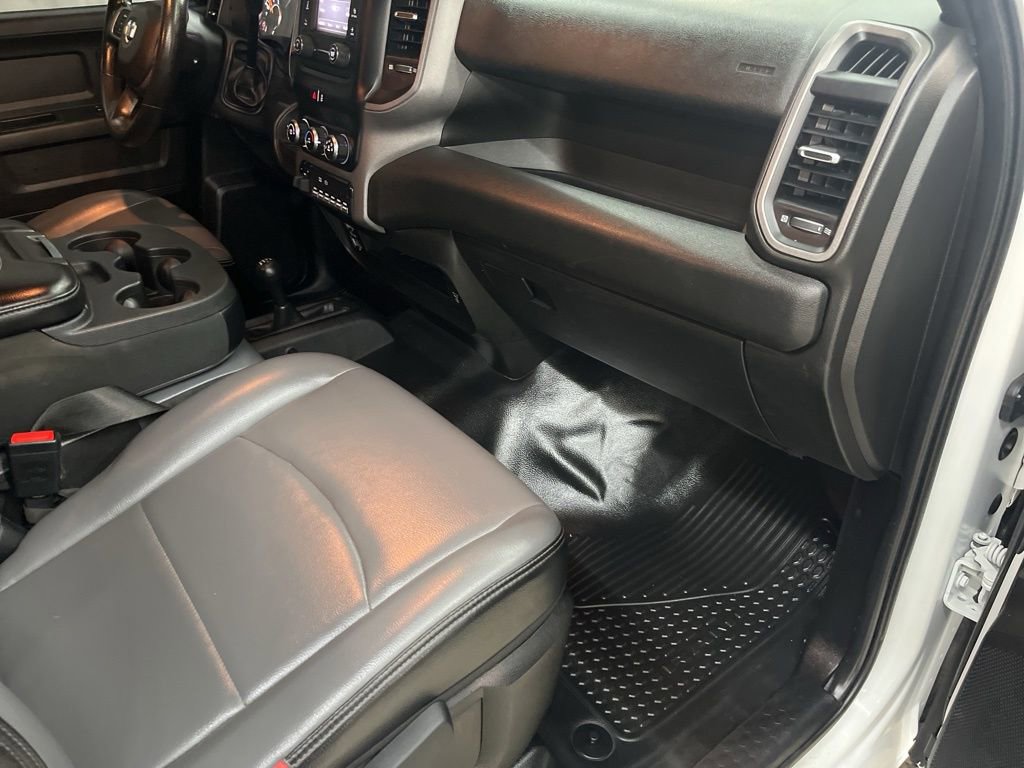 Used 2022 RAM 2500 Tradesman w/ Chrome Appearance Group image 25