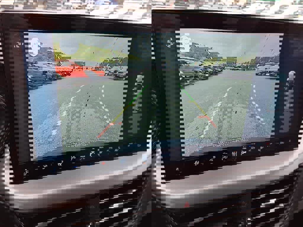 Used 2025 Ford Escape Active w/ Active Premium Tech Pack image 19