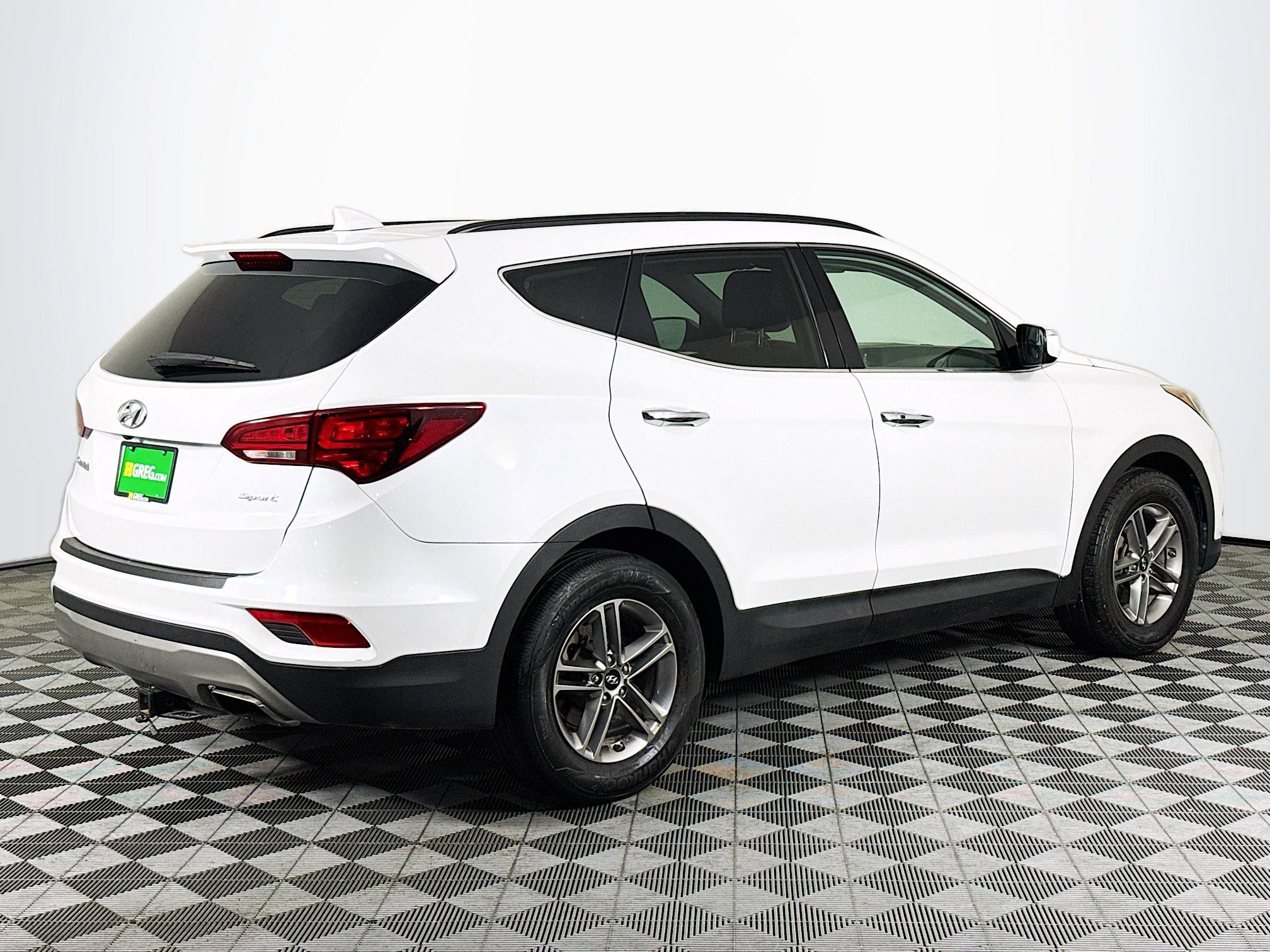 Used 2017 Hyundai Santa Fe Sport image 10