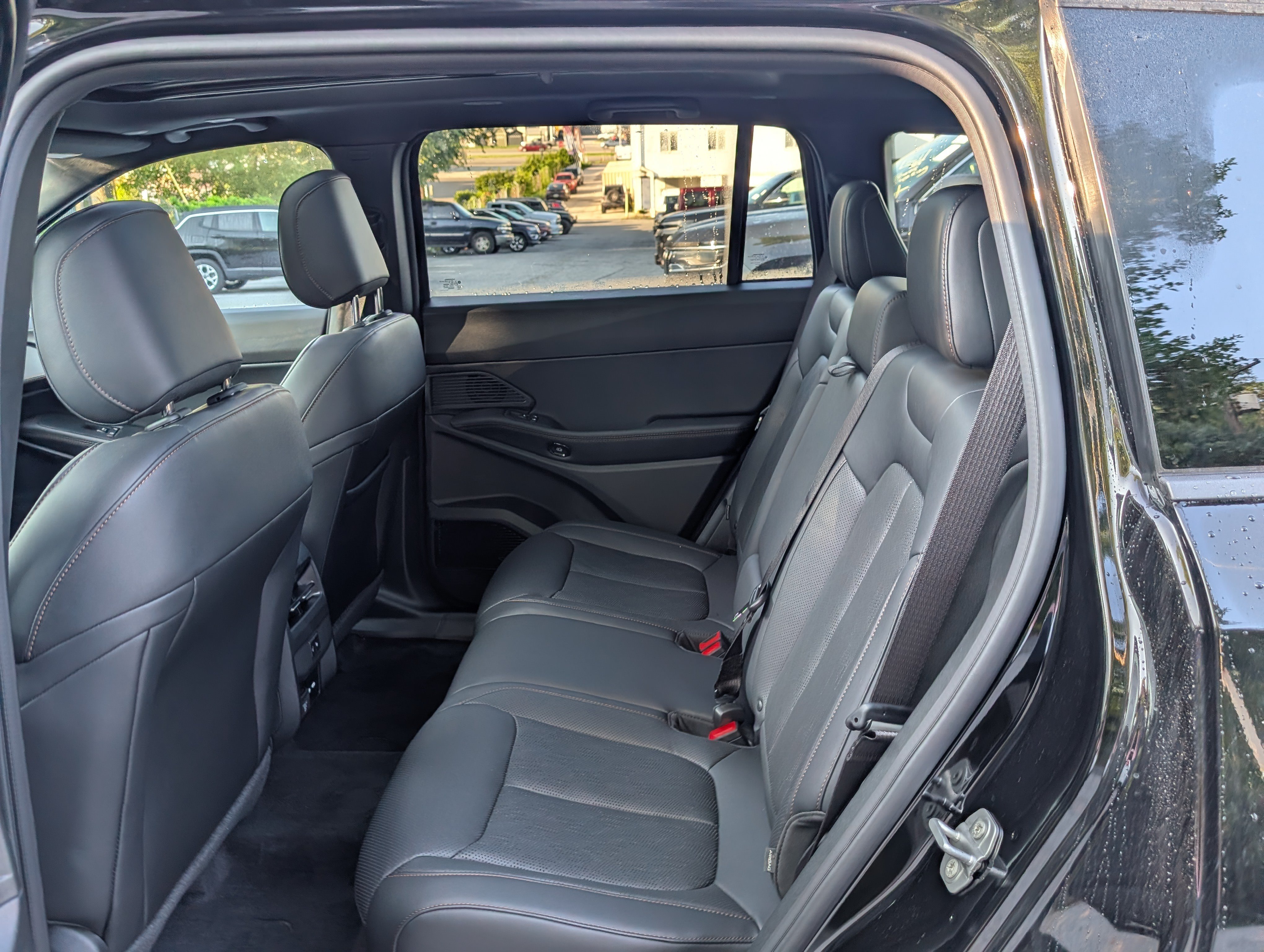 New 2026 Jeep Cherokee Overland w/ Advanced Pro Tech Group AWD/4WD image 14