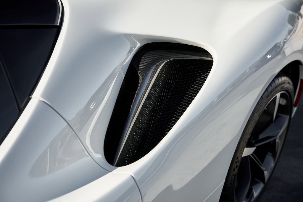 Used 2023 Ferrari SF90 Stradale image 10