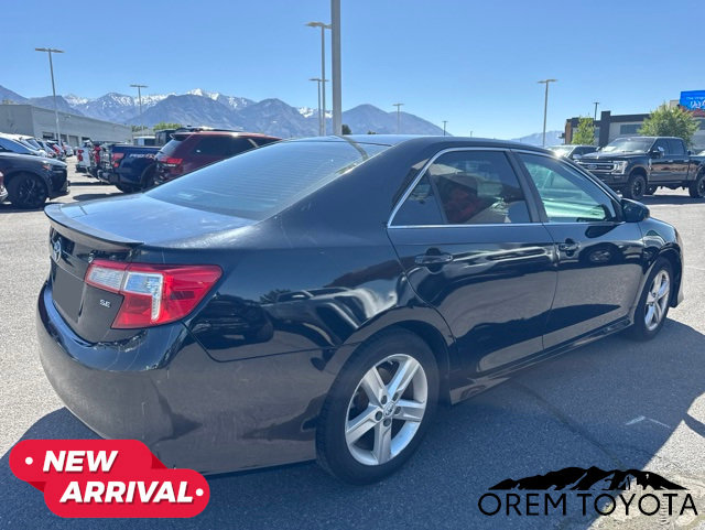 Used 2012 Toyota Camry SE FWD image 4