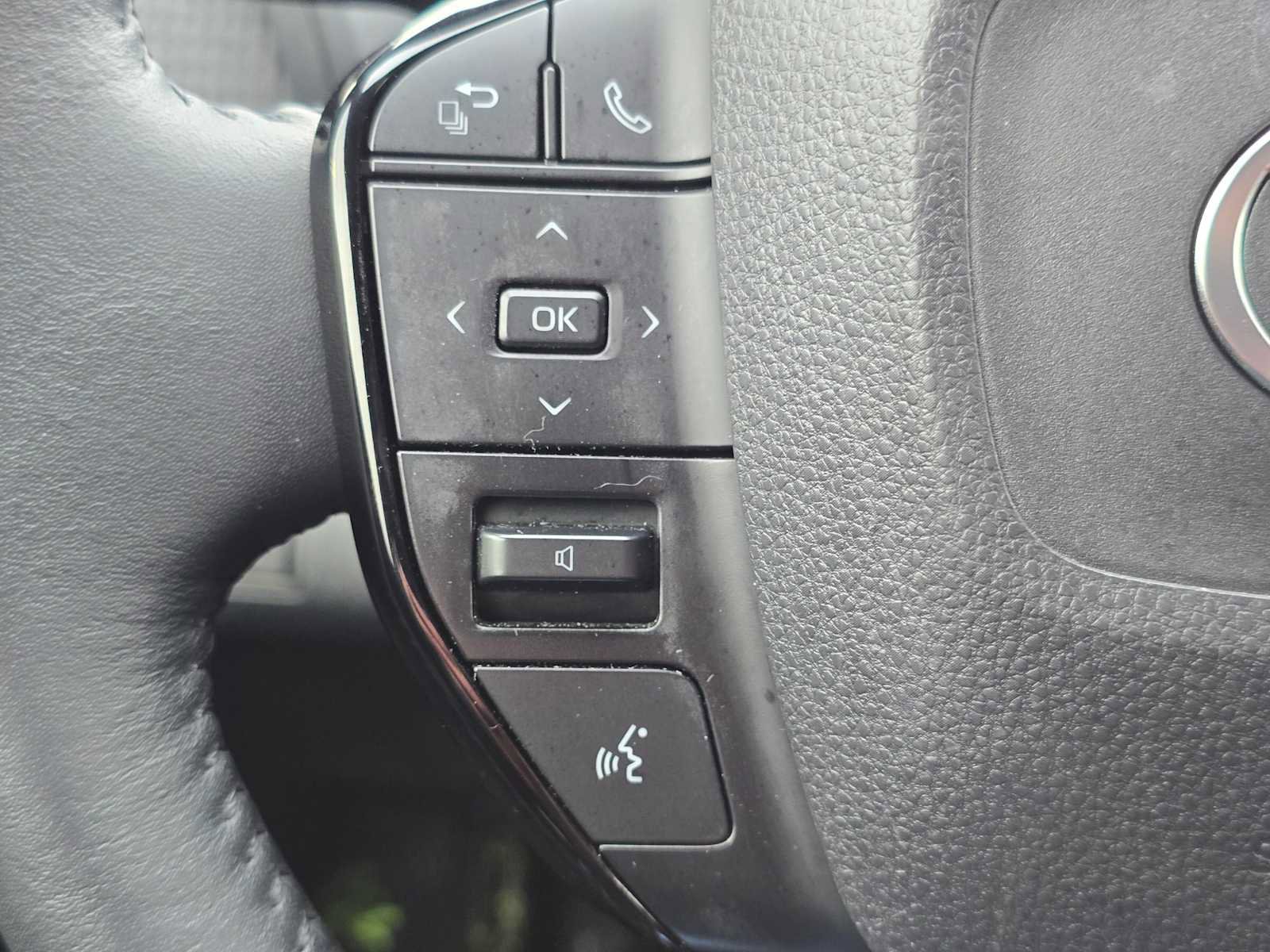 Used 2024 Toyota bZ4X Limited image 36