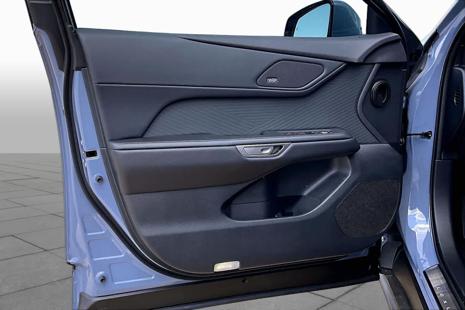 New 2026 Lexus ES 350h FWD image 10