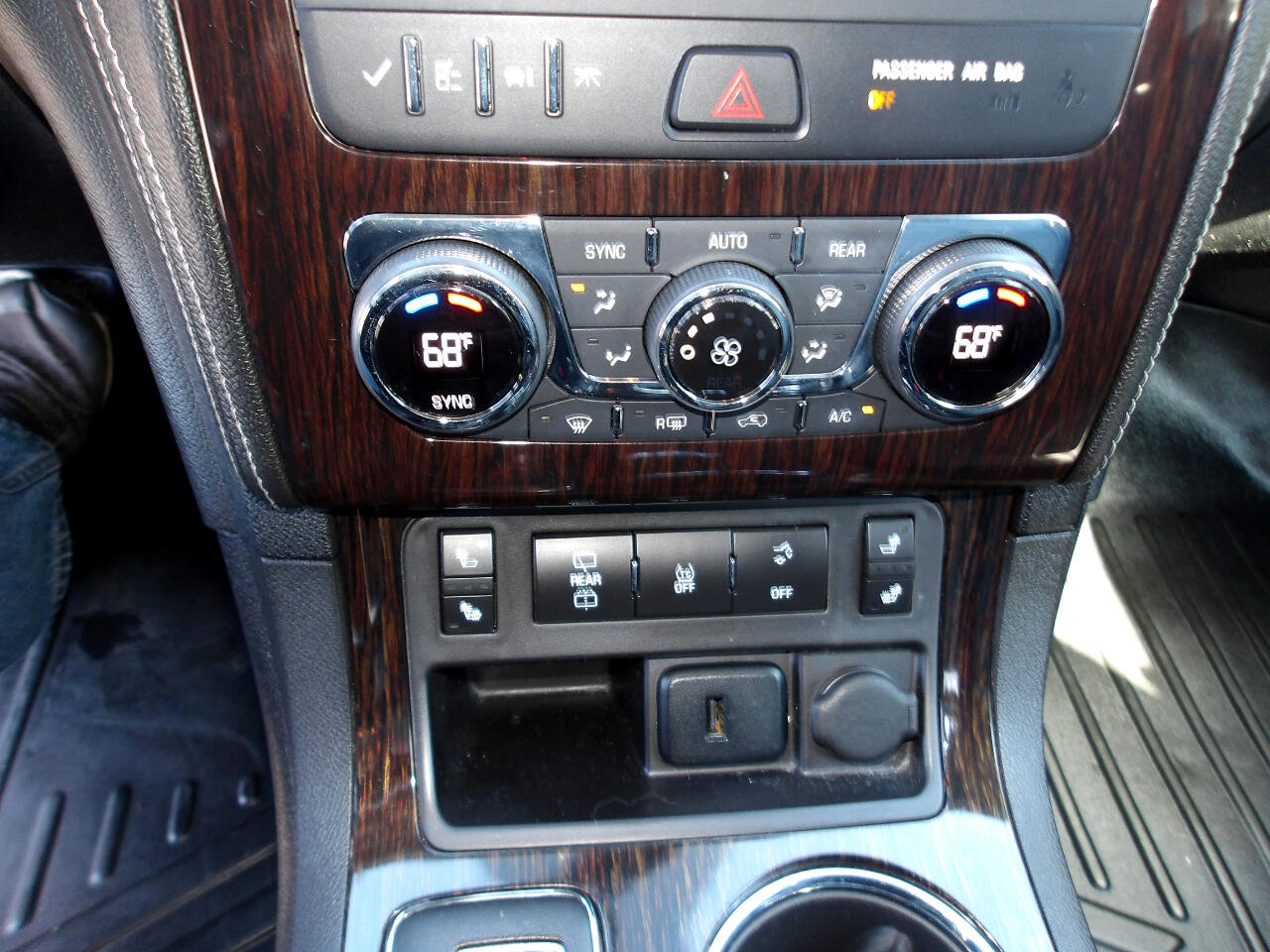 Used 2016 Chevrolet Traverse LT image 21