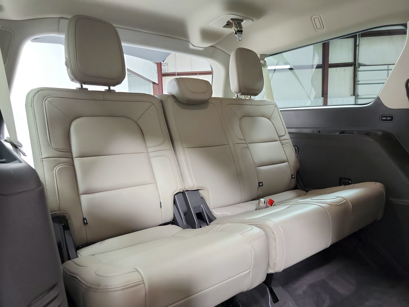 Used 2023 Lincoln Navigator L Reserve AWD/4WD image 52