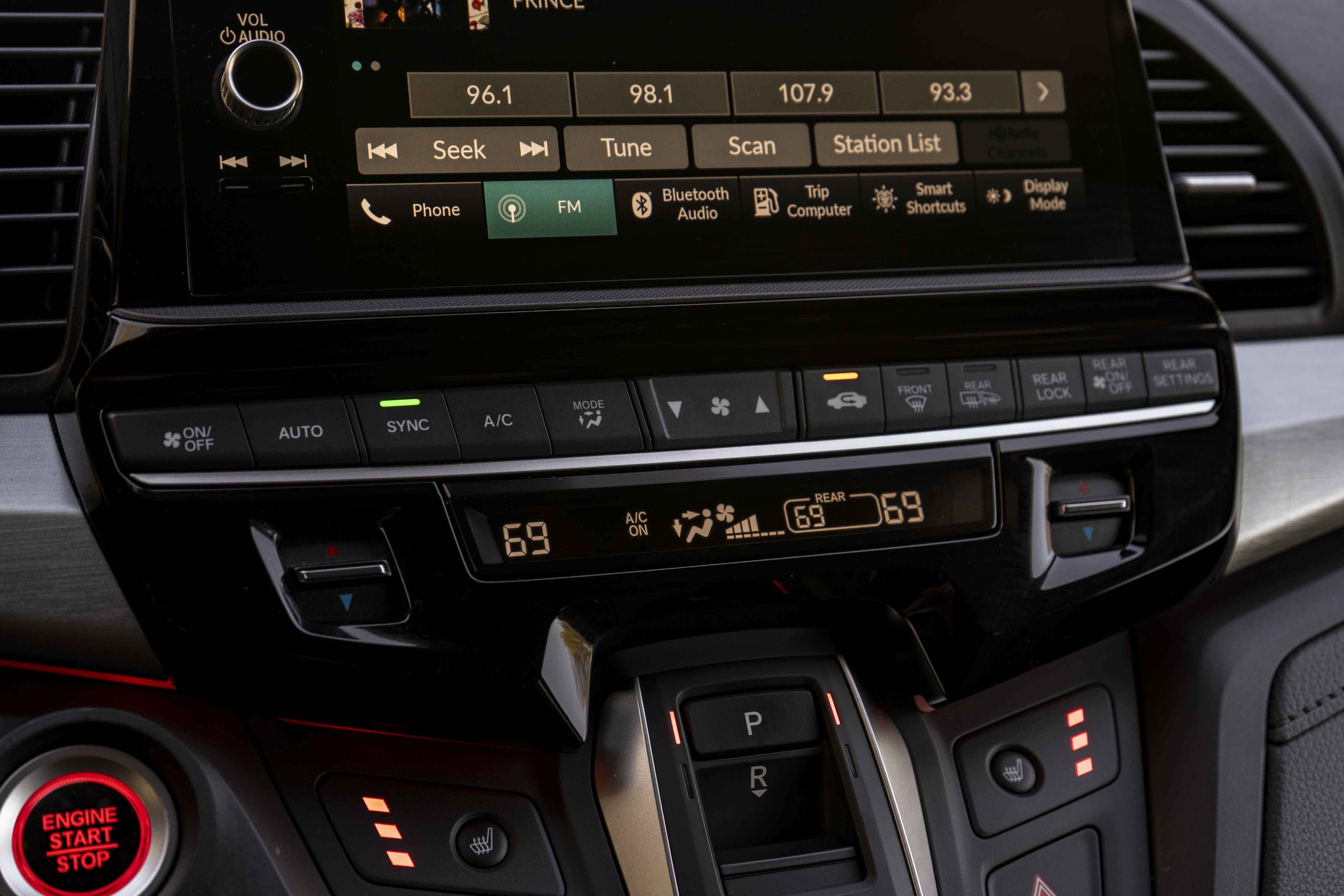 Used 2025 Honda Odyssey Sport-L image 32