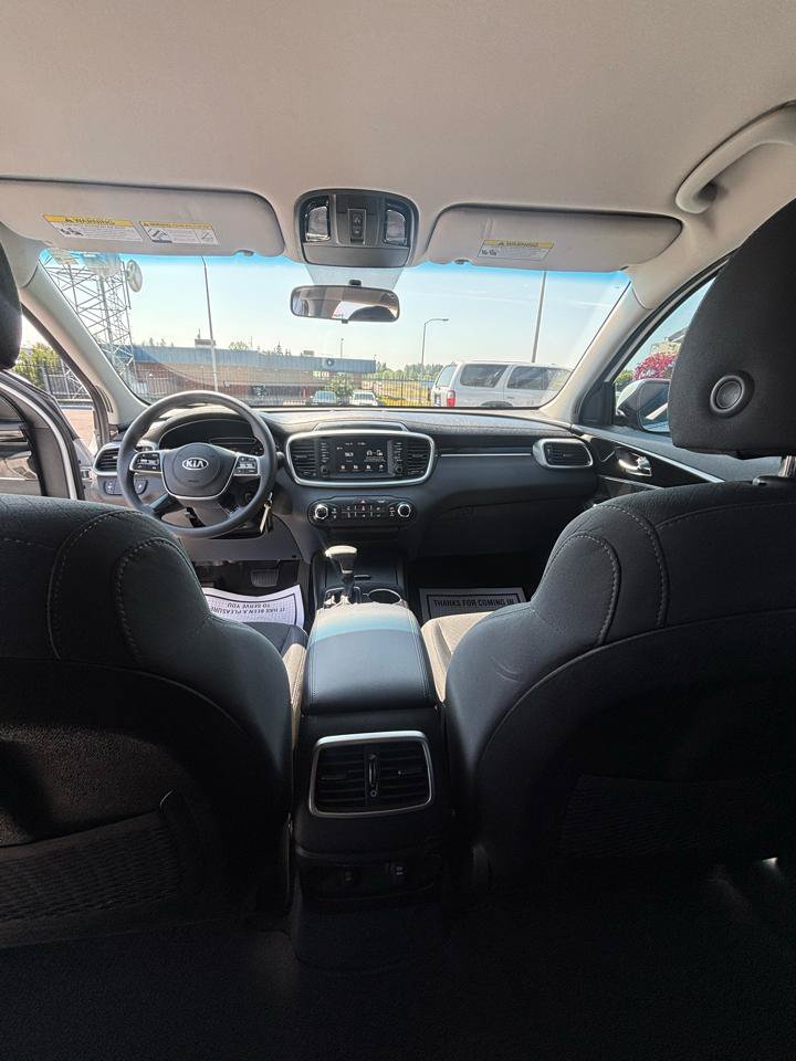 Used 2020 Kia Sorento AWD V6 image 24