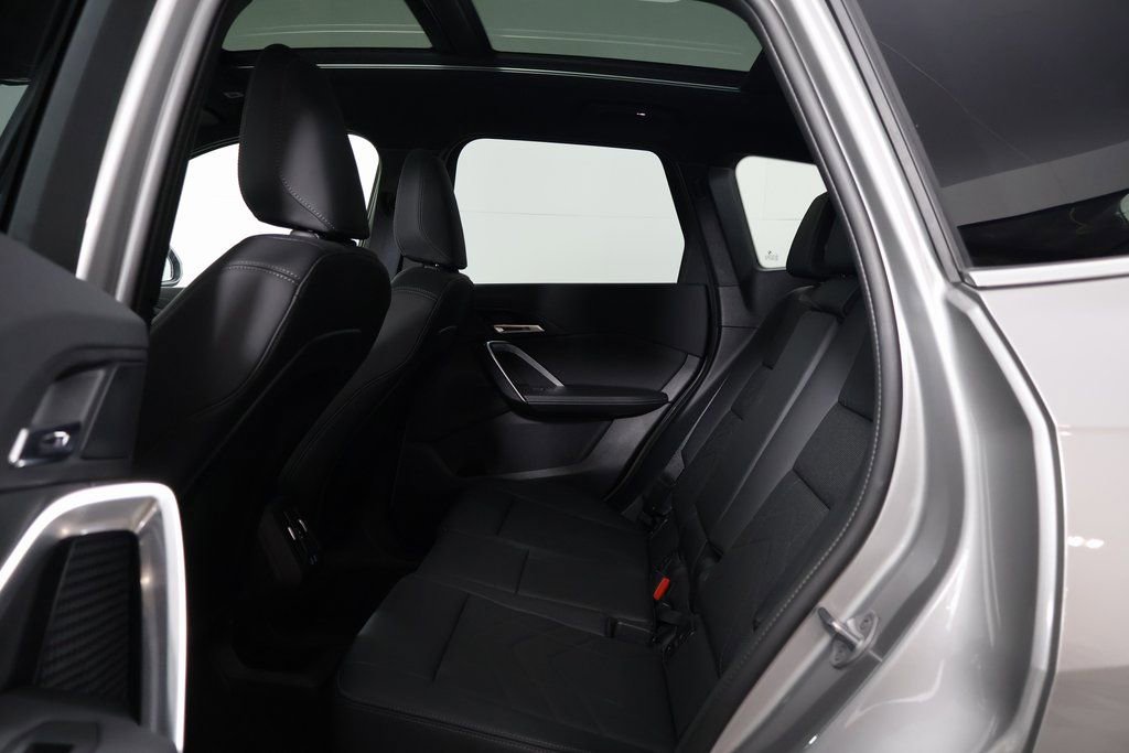 Used 2025 BMW X1 xDrive28i w/ Convenience Package image 11