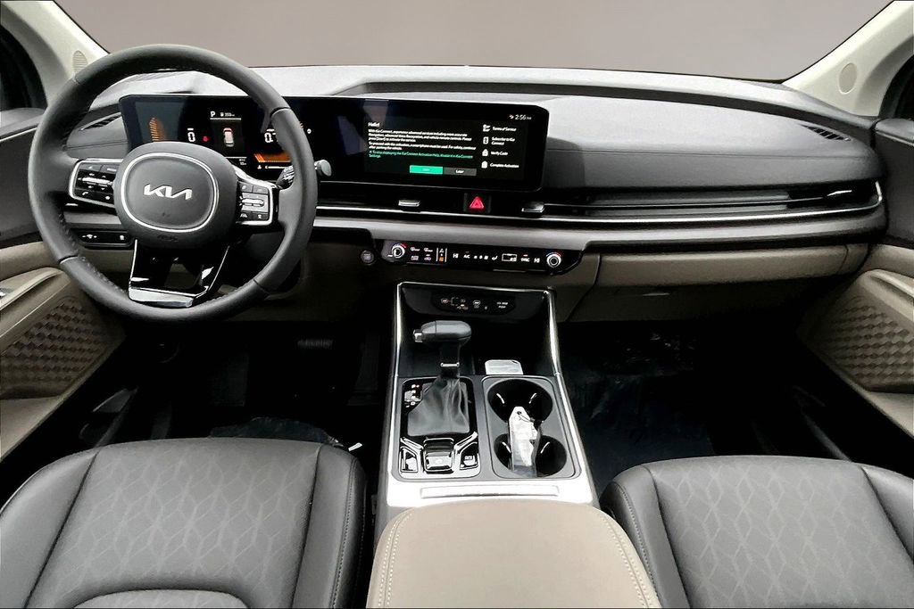 New 2026 Kia Carnival EX FWD image 5
