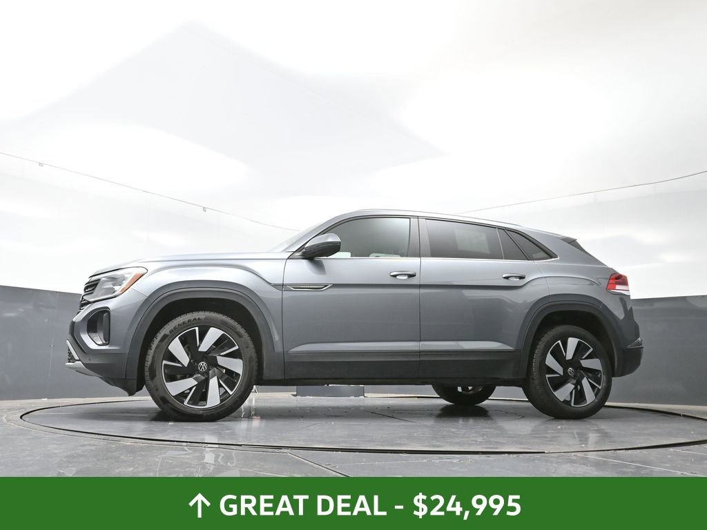 Used 2024 Volkswagen Atlas Cross Sport SE image 55
