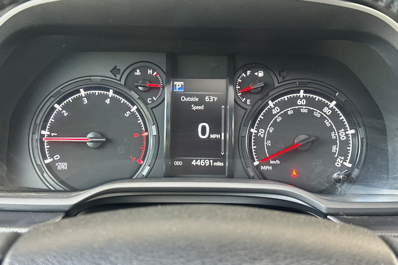 Used 2021 Toyota 4Runner SR5 Premium w/ Moonroof Package AWD/4WD image 25