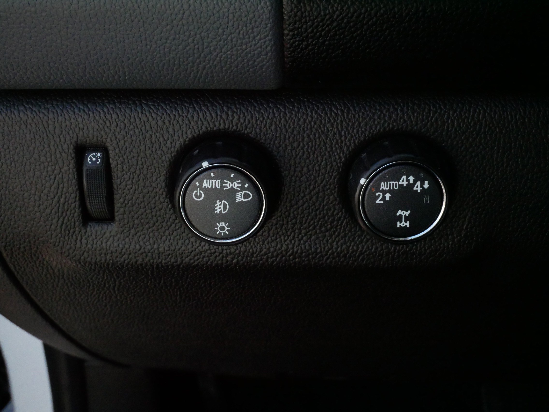 Used 2021 Chevrolet Colorado Z71 w/ Safety Package image 26