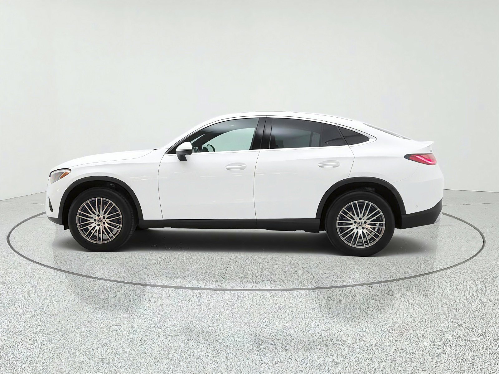 Certified 2026 Mercedes-Benz GLC 300 4MATIC image 8