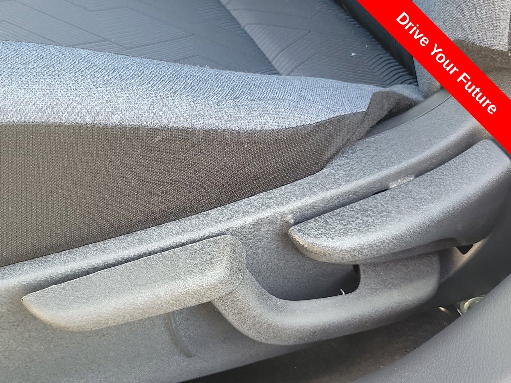 Used 2025 Nissan Versa SV w/ Trunk Package FWD image 17