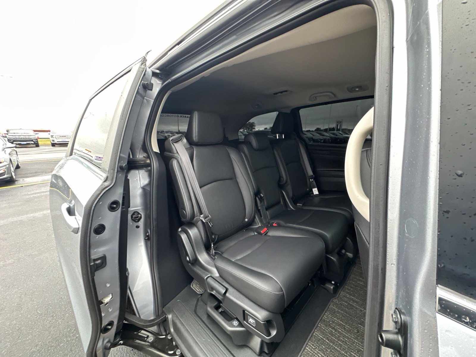 Used 2026 Honda Odyssey EX-L image 38