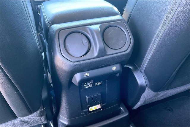 Used 2022 Jeep Wrangler Unlimited Sahara w/ Cold Weather Group image 8