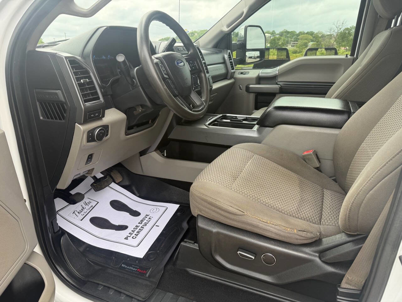 Used 2019 Ford F350 XLT w/ XLT Premium Package AWD/4WD image 17