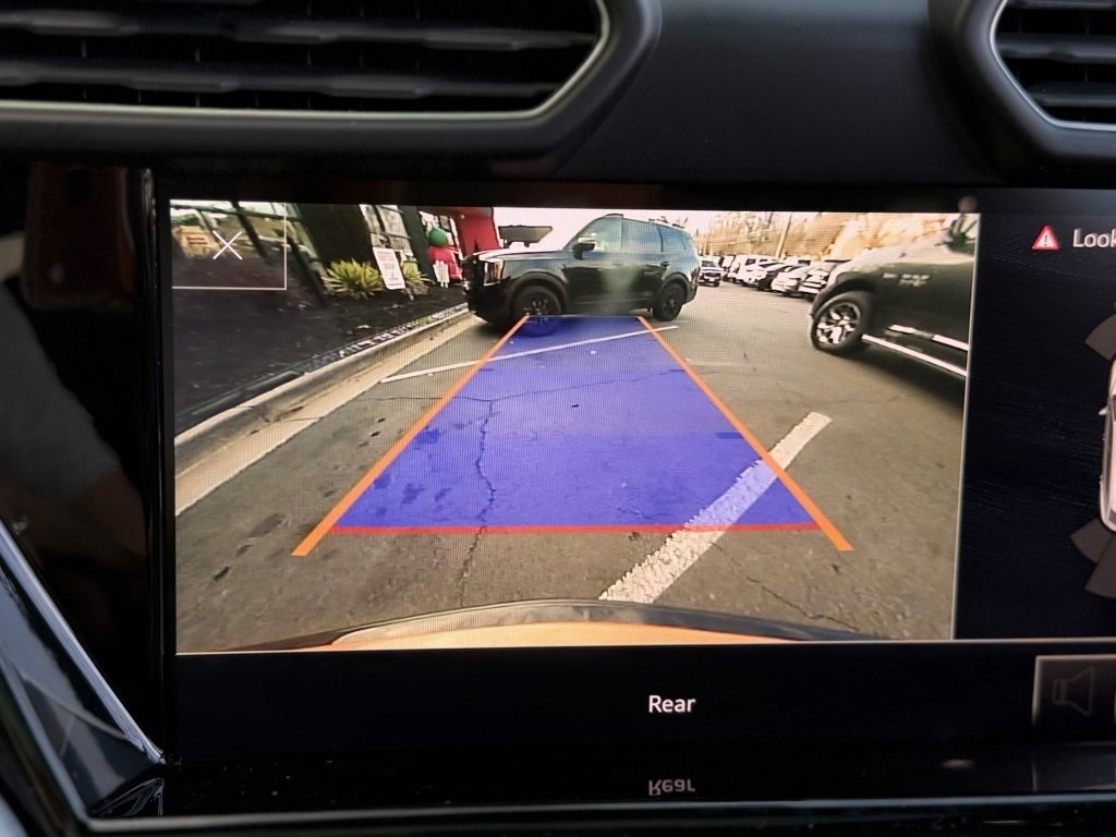 Used 2021 Lamborghini Urus image 54