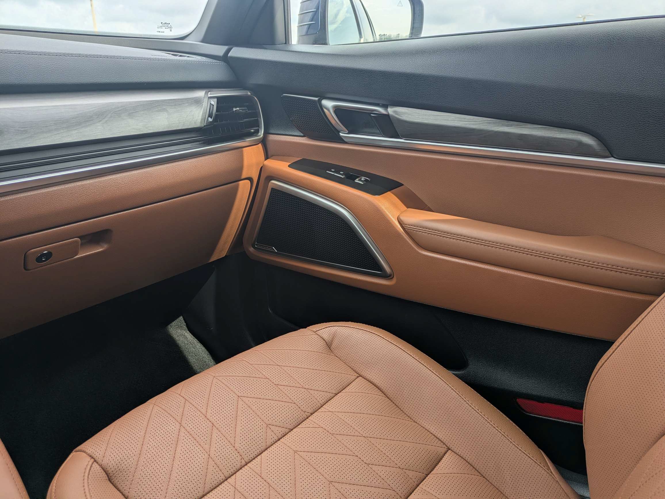 Certified 2025 Kia Telluride EX X-Line AWD/4WD image 19