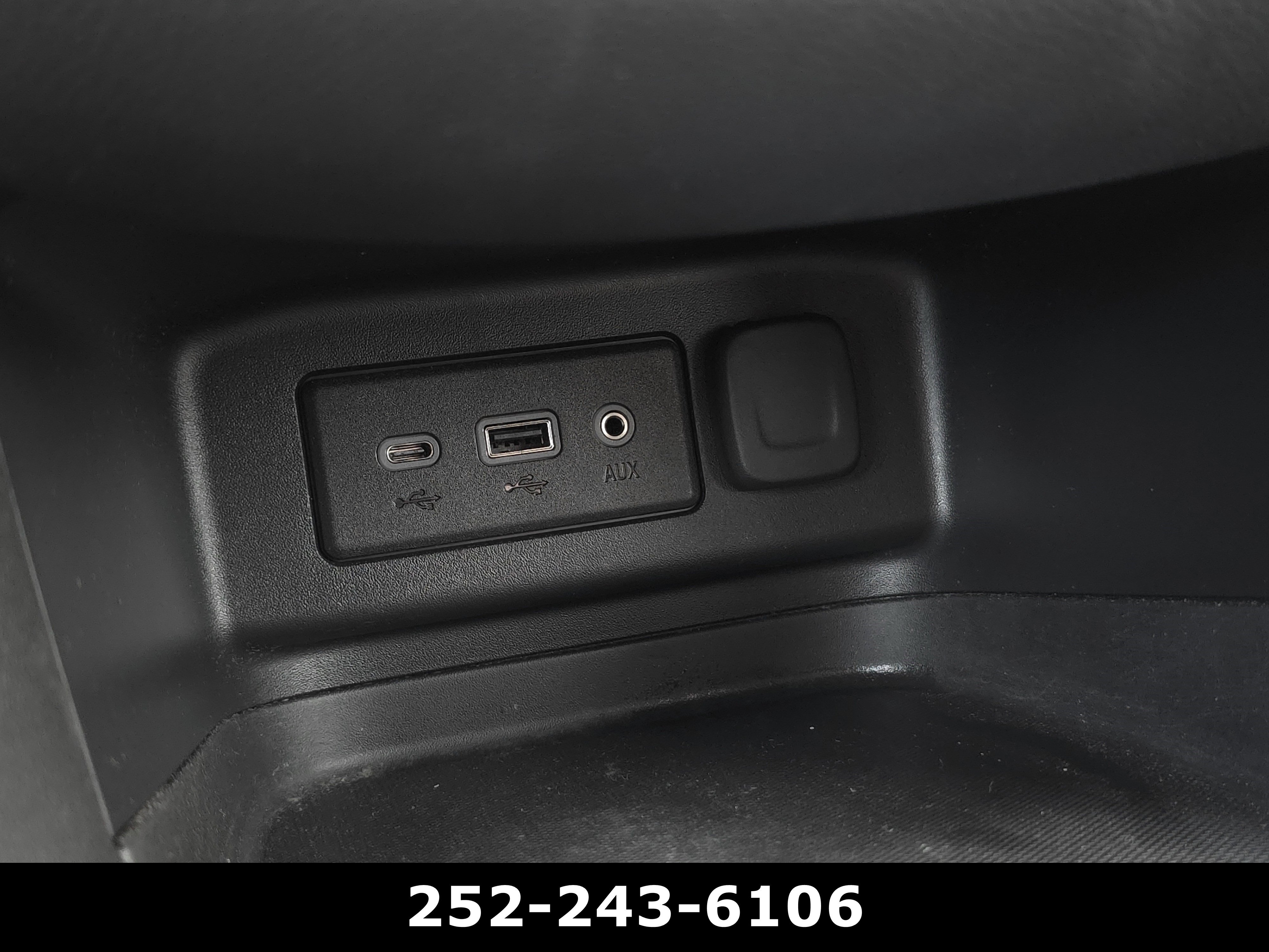 Used 2022 Chevrolet Equinox LT FWD image 14